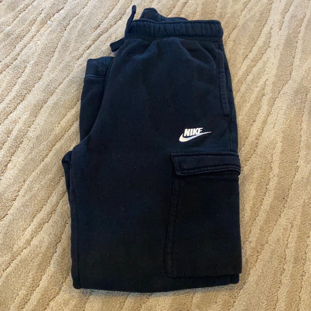 Boys Nike joggers size large!!